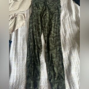 Camo Lululemon joggers size 4